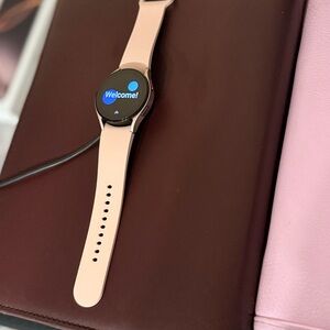Brand New Samsung Galaxy 5 Smart Watch 40 mm